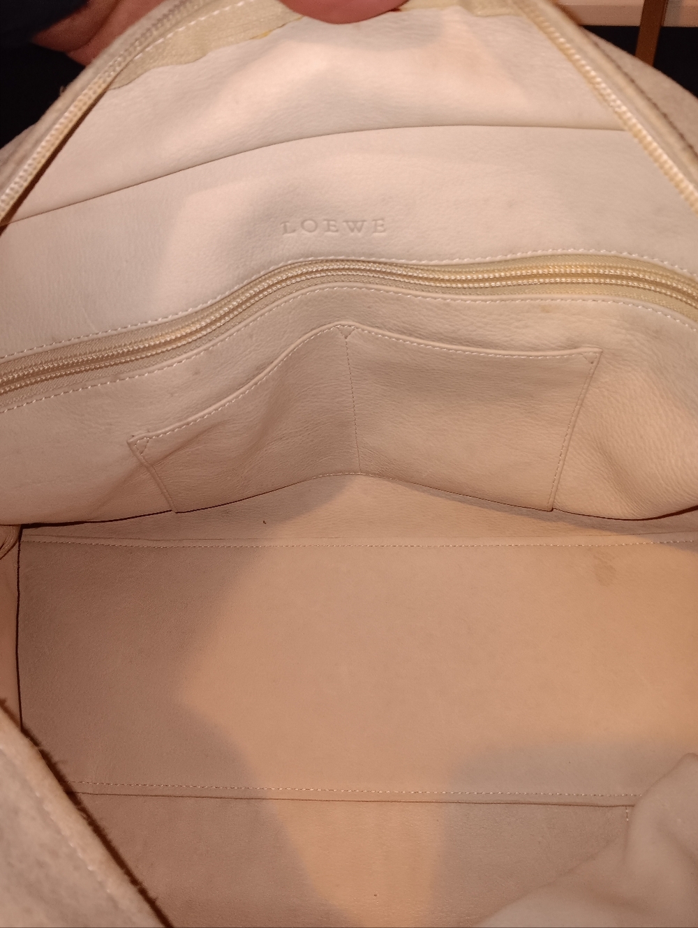 Loewe Suede Leather Amazona Bag With Lock Key & Dustbag - Picture 8 of 10